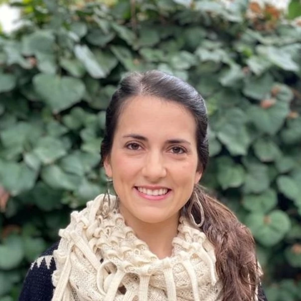 Laura flores profe social